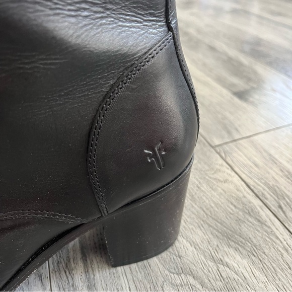 FRYE | Kendall Lace Up Boots NWOB Display Model Sz 10B - Picture 4 of 12